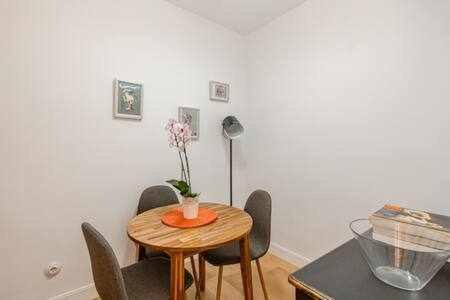 Apartamento La Latina Palacio Madrid Exterior photo