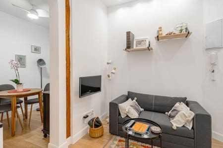 Apartamento La Latina Palacio Madrid Exterior photo